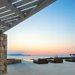 Vista Residence